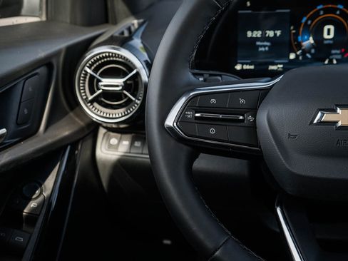 New 2027 Chevrolet Equinox LT AWD/4WD image 19