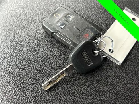 Used 2015 GMC Canyon SLE w/ SLE Convenience Package image 24