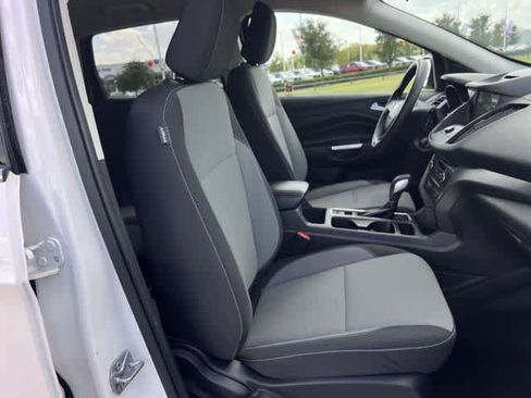 Used 2018 Ford Escape SE w/ SE Sync 3 Package FWD image 12