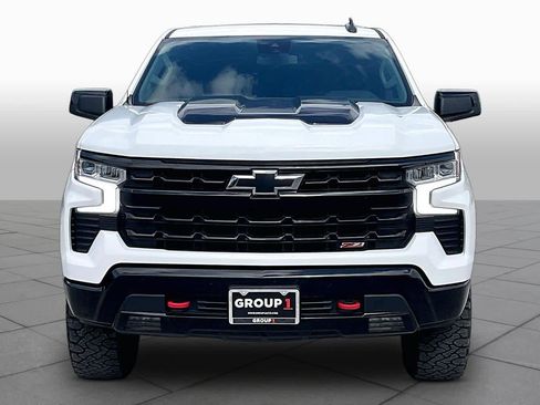 Used 2023 Chevrolet Silverado 1500 LT Trail Boss w/ Convenience Package II AWD/4WD image 4