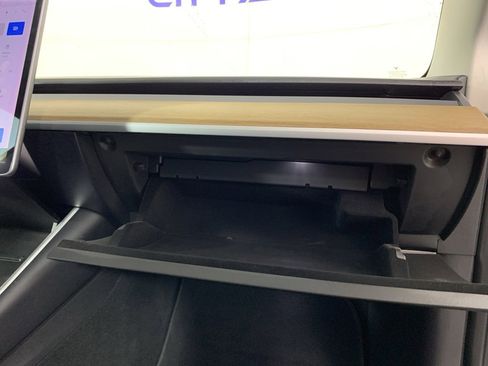 Used 2018 Tesla Model 3 Long Range image 42