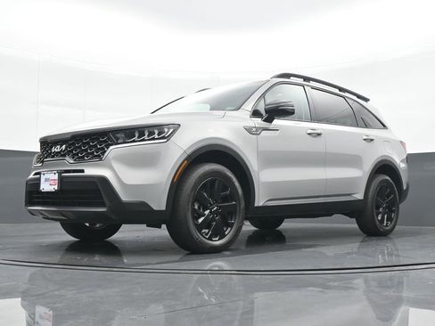 Used 2022 Kia Sorento S image 17