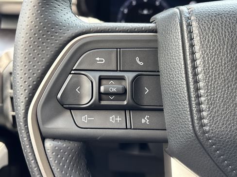 Used 2026 Toyota 4Runner TRD Off-Road Premium AWD/4WD image 18