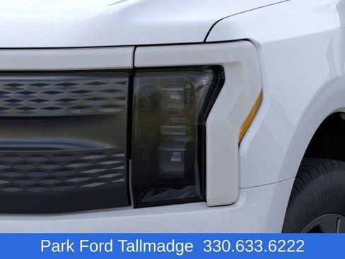 New 2025 Ford F150 Lightning Flash AWD/4WD image 18