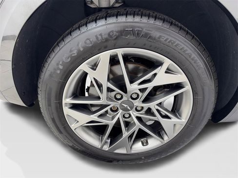 Used 2024 Genesis GV70 2.5T w/ Advanced Package image 85