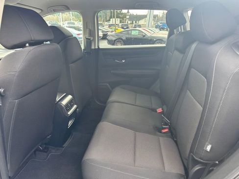 Used 2025 Honda CR-V LX image 17