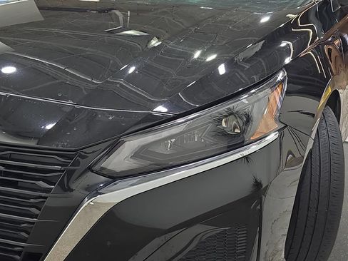 Used 2024 Nissan Altima 2.5 S FWD image 30