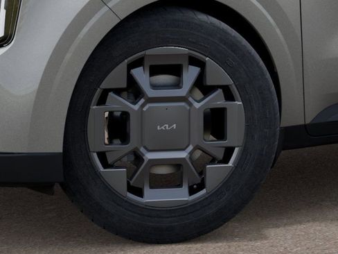 New 2026 Kia Carnival EX FWD image 32