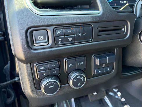 Used 2024 Chevrolet Tahoe RST w/ Luxury Package AWD/4WD image 13