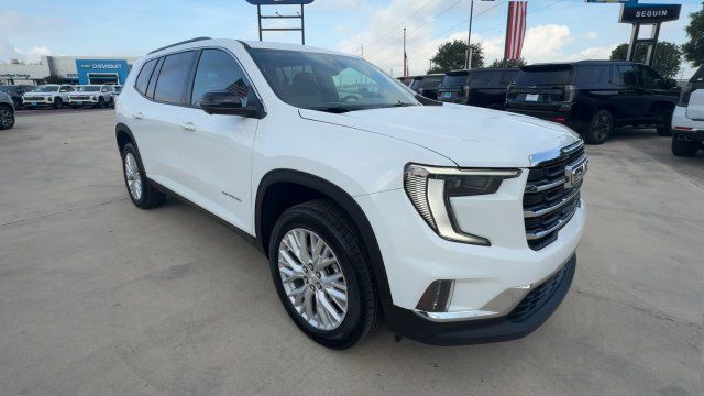 Certified 2026 GMC Acadia Elevation w/ Elevation Premium Package FWD image 2