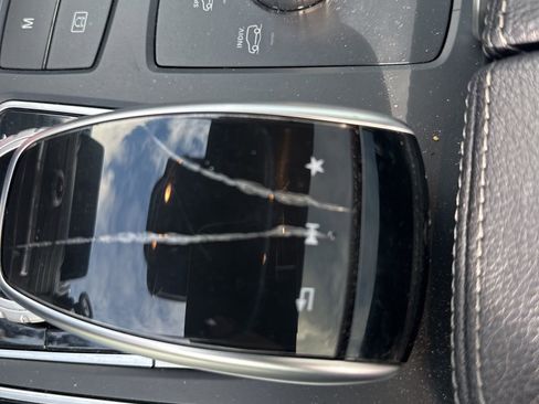 Used 2018 Mercedes-Benz GLE 350 4MATIC image 9