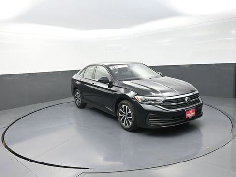 Used 2024 Volkswagen Jetta S FWD image 23