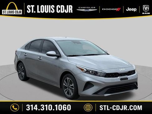 Used 2024 Kia Forte LXS FWD image 1