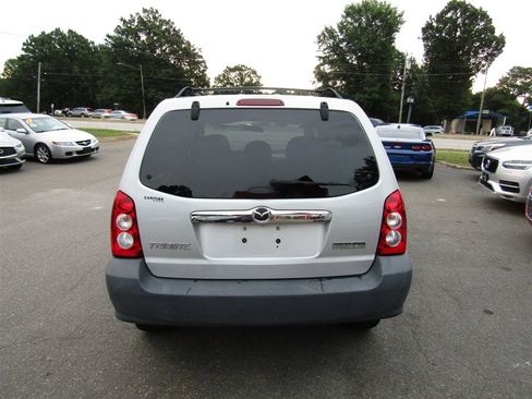 Used 2005 MAZDA Tribute I FWD image 6