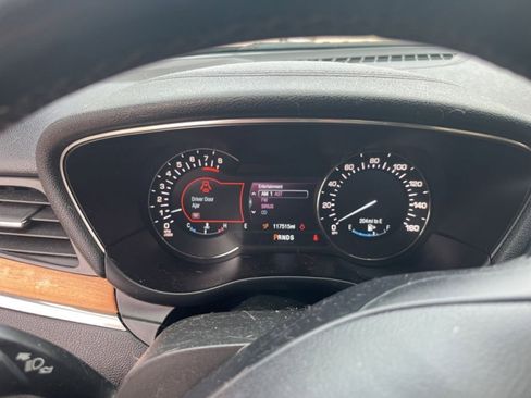 Used 2015 Lincoln MKC AWD w/ Equipment Group 102A Reserve image 19