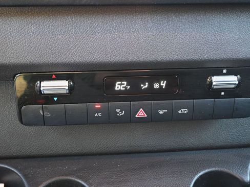 Used 2025 Mercedes-Benz Sprinter 2500 image 21