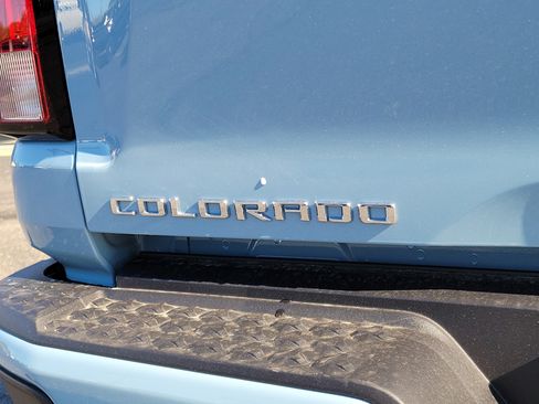 Used 2026 Chevrolet Colorado LT RWD image 7