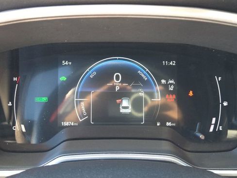 Used 2024 Toyota Corolla Cross XSE w/ Convenience Package image 29