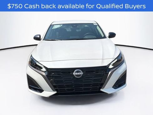 New 2026 Nissan Altima 2.5 SV AWD/4WD image 2