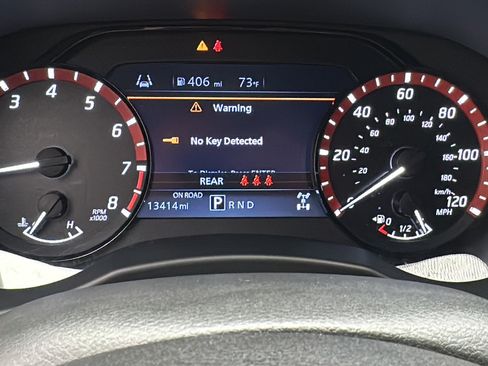 Used 2026 Nissan Frontier PRO-4X AWD/4WD image 16