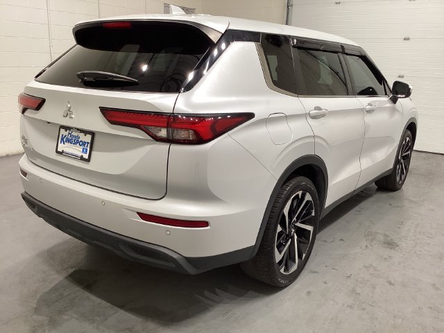 Used 2022 Mitsubishi Outlander ES FWD image 7