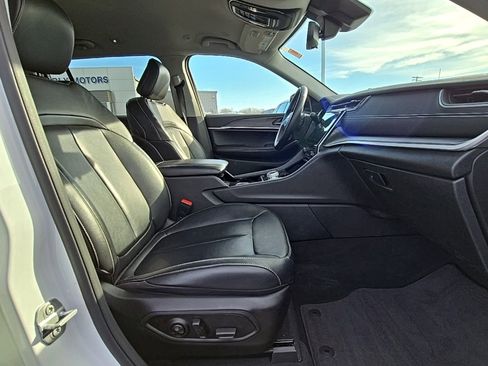 Used 2022 Jeep Grand Cherokee L Limited image 56