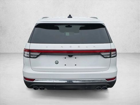 Used 2025 Lincoln Aviator AWD w/ Equipment Group 101A image 6