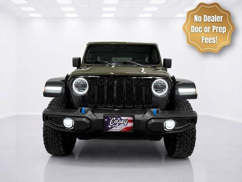 Used 2024 Jeep Wrangler Unlimited AWD/4WD image 2
