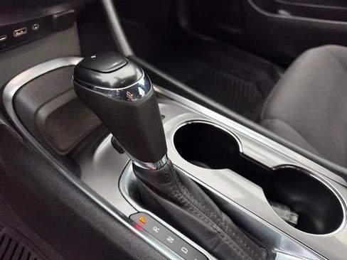 Used 2020 Chevrolet Malibu LT w/ Redline Edition image 23