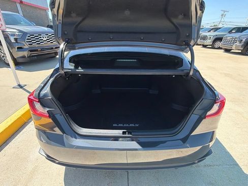 Used 2025 Toyota Camry SE FWD image 25