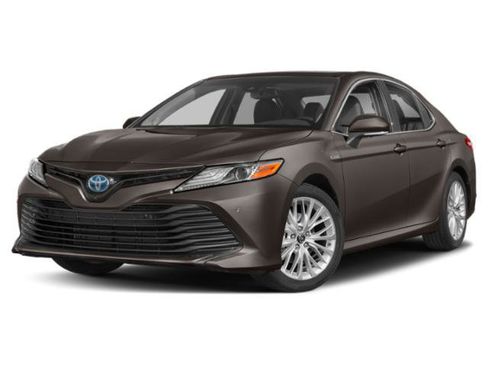 Used 2020 Toyota Camry XLE FWD image 1