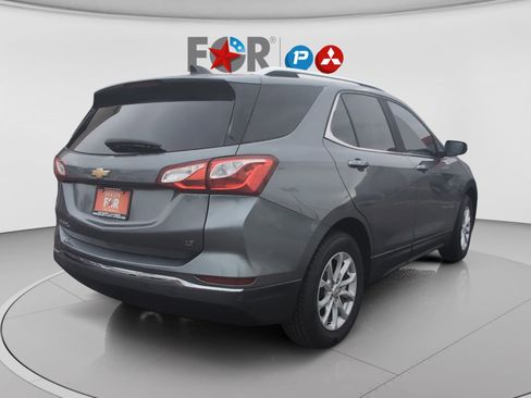 Used 2018 Chevrolet Equinox LT w/ LPO, Cargo Package FWD image 5