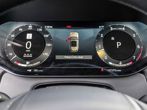 Used 2023 Land Rover Range Rover SE image 13