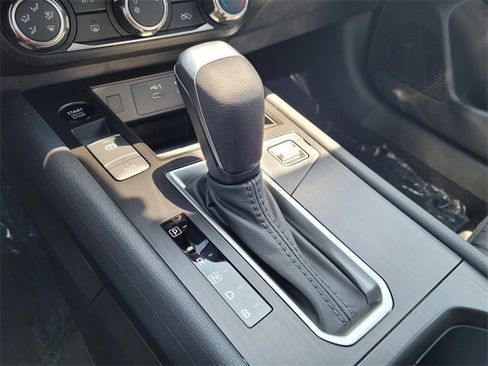 New 2025 Nissan Kicks SV image 10