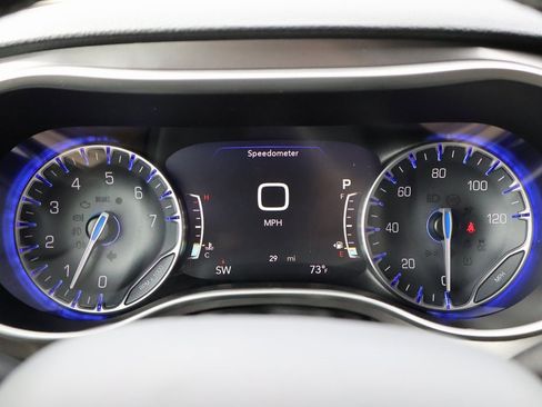 New 2026 Chrysler Pacifica Select image 29