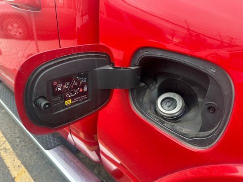 Used 2021 RAM 1500 Laramie image 16