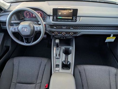 New 2025 Honda Accord SE image 14