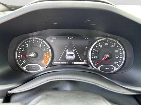 Used 2023 Jeep Renegade Trailhawk AWD/4WD image 29