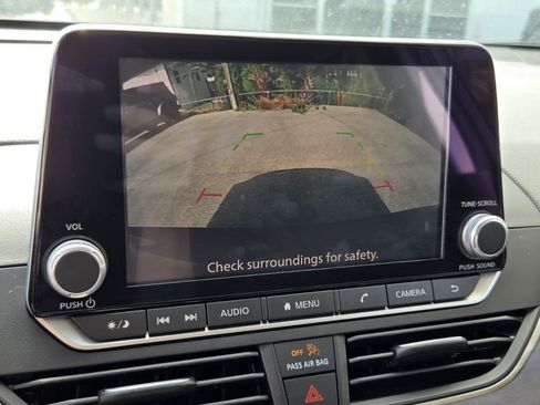 Used 2023 Nissan Altima 2.5 SV FWD image 26