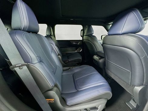 New 2026 INFINITI QX80 4WD image 37