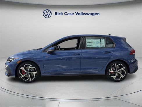 New 2026 Volkswagen GTI SE image 2