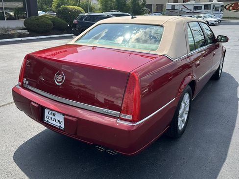 Used 2008 Cadillac DTS FWD image 16