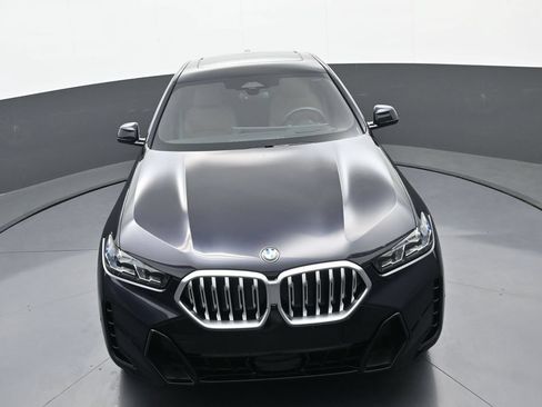 Used 2026 BMW X6 xDrive40i AWD/4WD image 31