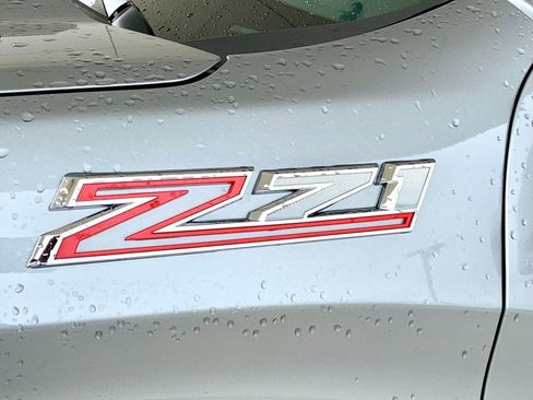 Used 2023 Chevrolet Silverado 1500 RST w/ Z71 Off-Road Package image 10