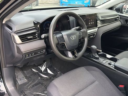 Used 2026 Toyota Camry LE FWD image 19