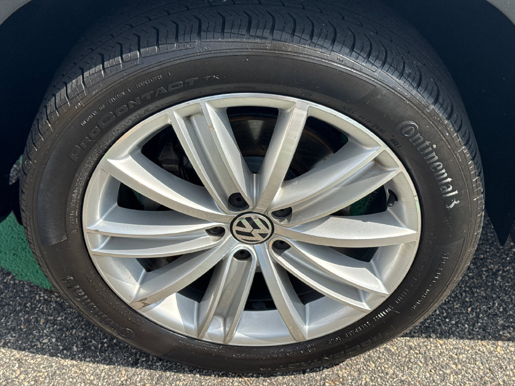 Used 2016 Volkswagen Tiguan SE FWD image 12