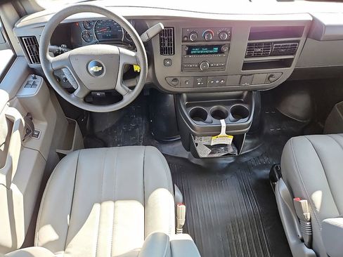 New 2025 Chevrolet Express 2500 Work Van 3D Cargo Van w/ Driver Convenience Package image 6