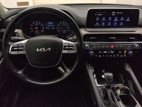 Used 2022 Kia Telluride EX w/ EX Premium Package FWD image 22