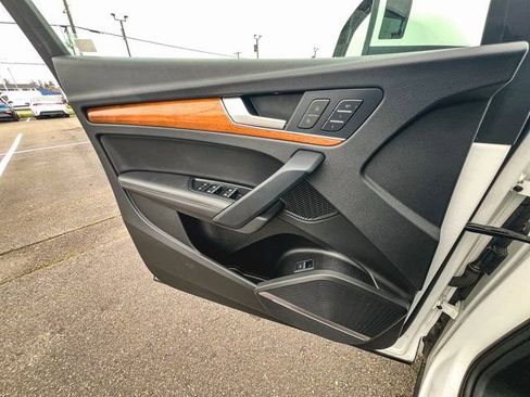 Used 2023 Audi Q5 2.0T Premium Plus image 13