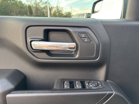 New 2026 Chevrolet Silverado 1500 Custom image 15